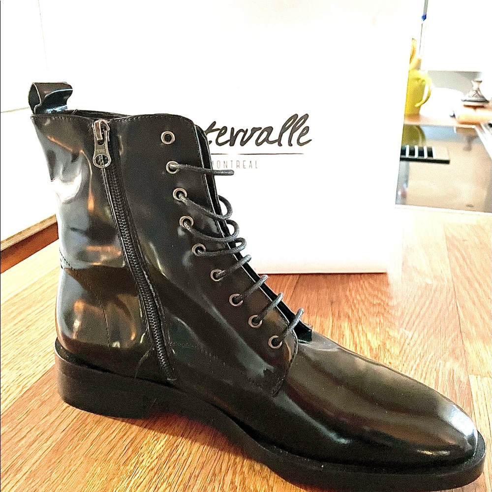 New leather booties size 10 (41).